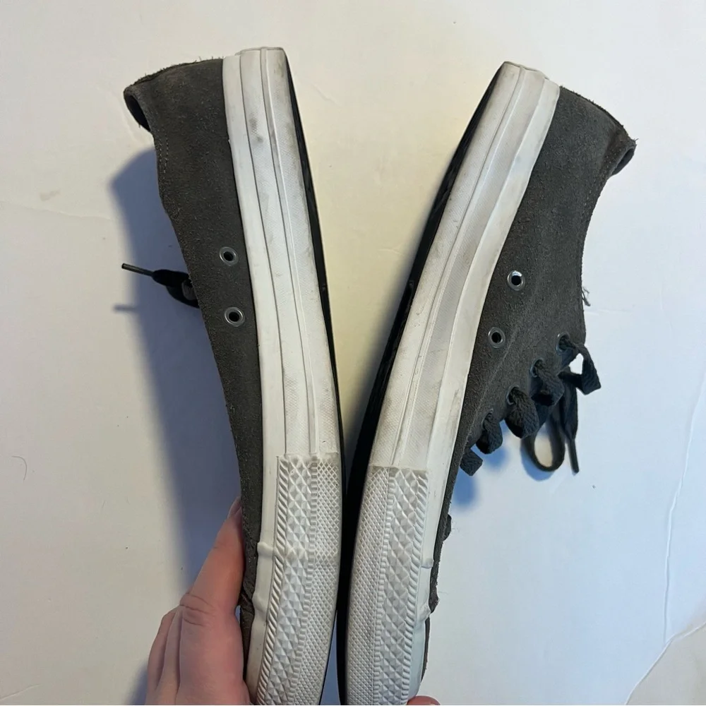 Converse All Stars Suede Low Tops